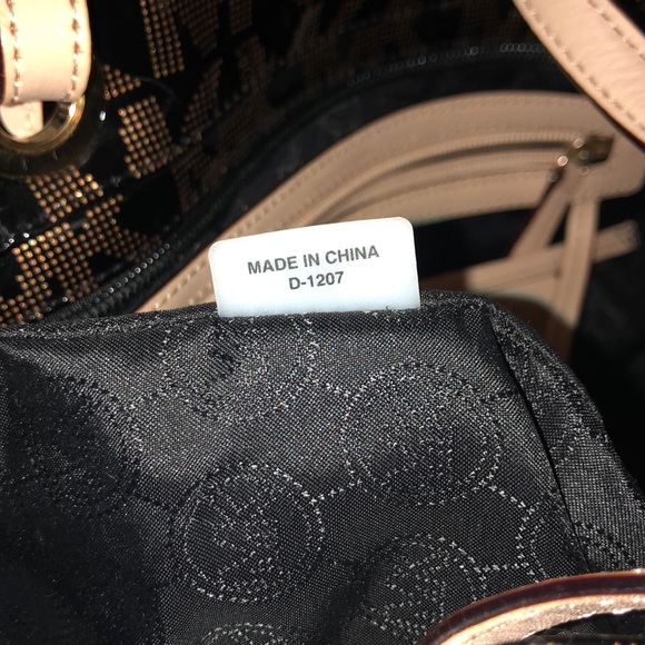 Michael Kors Patent Tote - Picture 4 of 7